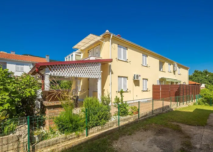 Maya Lorena Apartmán *