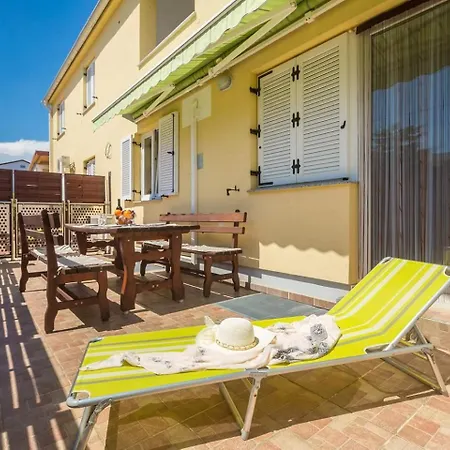 Maya Lorena 公寓 *