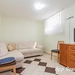 Maya Lorena Apartamento Baška