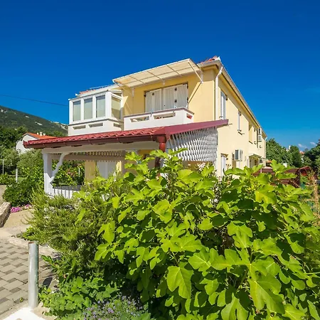 Maya Lorena Apartament